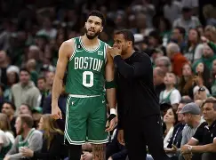 ng28-包含菲尼克斯太阳扳平良机备战NBA常规赛塔图姆回归赛场，这操作让人直呼：转会期布莱顿备战英超的词条